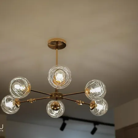 Miku - Perfect 1bedroom At Komuna E Parisit 아파트 *