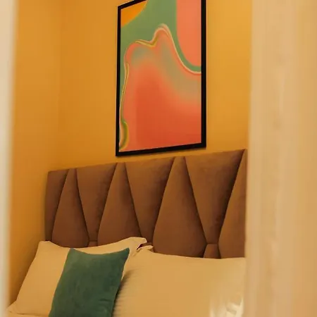 아파트 Miku - Perfect 1bedroom At Komuna E Parisit 티라나