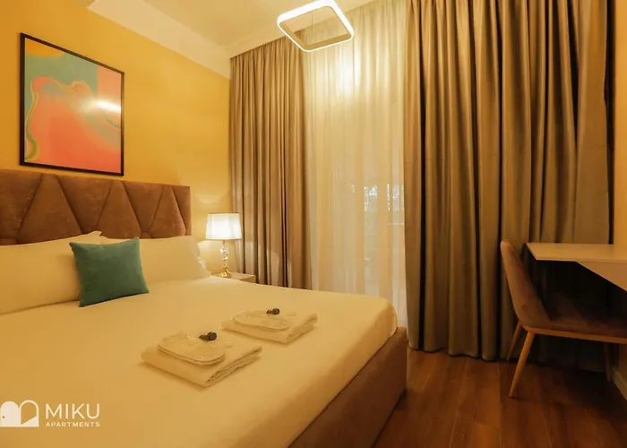 Miku - Perfect 1bedroom At Komuna E Parisit
