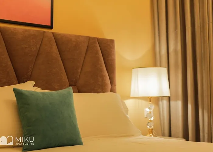 Miku - Perfect 1bedroom At Komuna E Parisit ティラナ