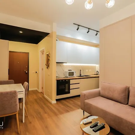 Miku - Perfect 1bedroom At Komuna E Parisit Lägenhet Tirana