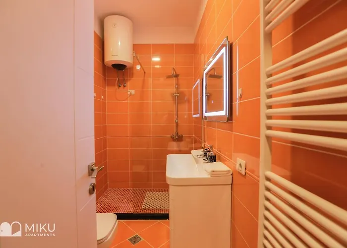 Miku - Perfect 1bedroom At Komuna E Parisit Apartman