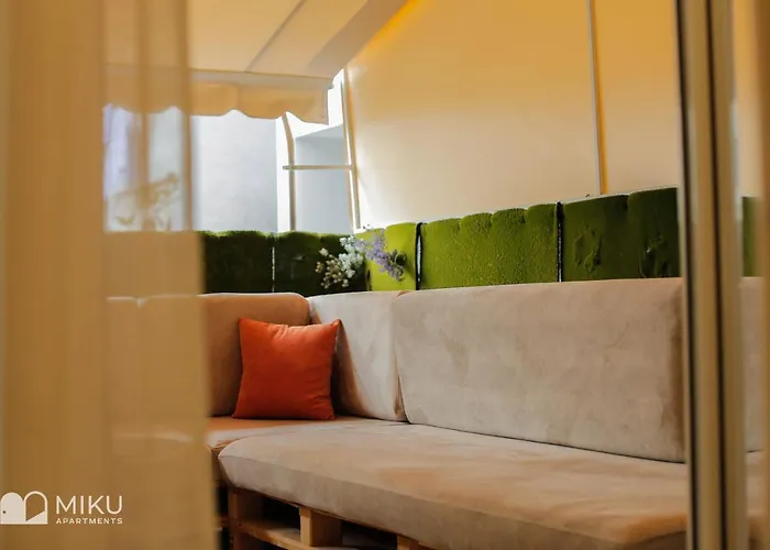 Miku - Perfect 1bedroom At Komuna E Parisit Appartement *